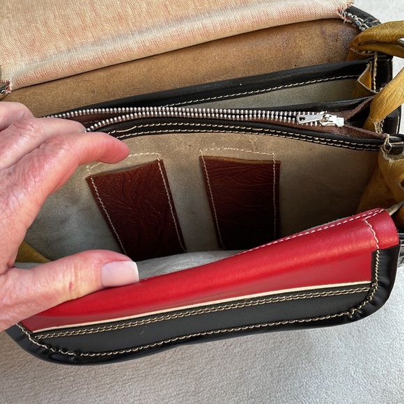 Unique Vintage Pony hair saddle bag. - Picture 11 of 13